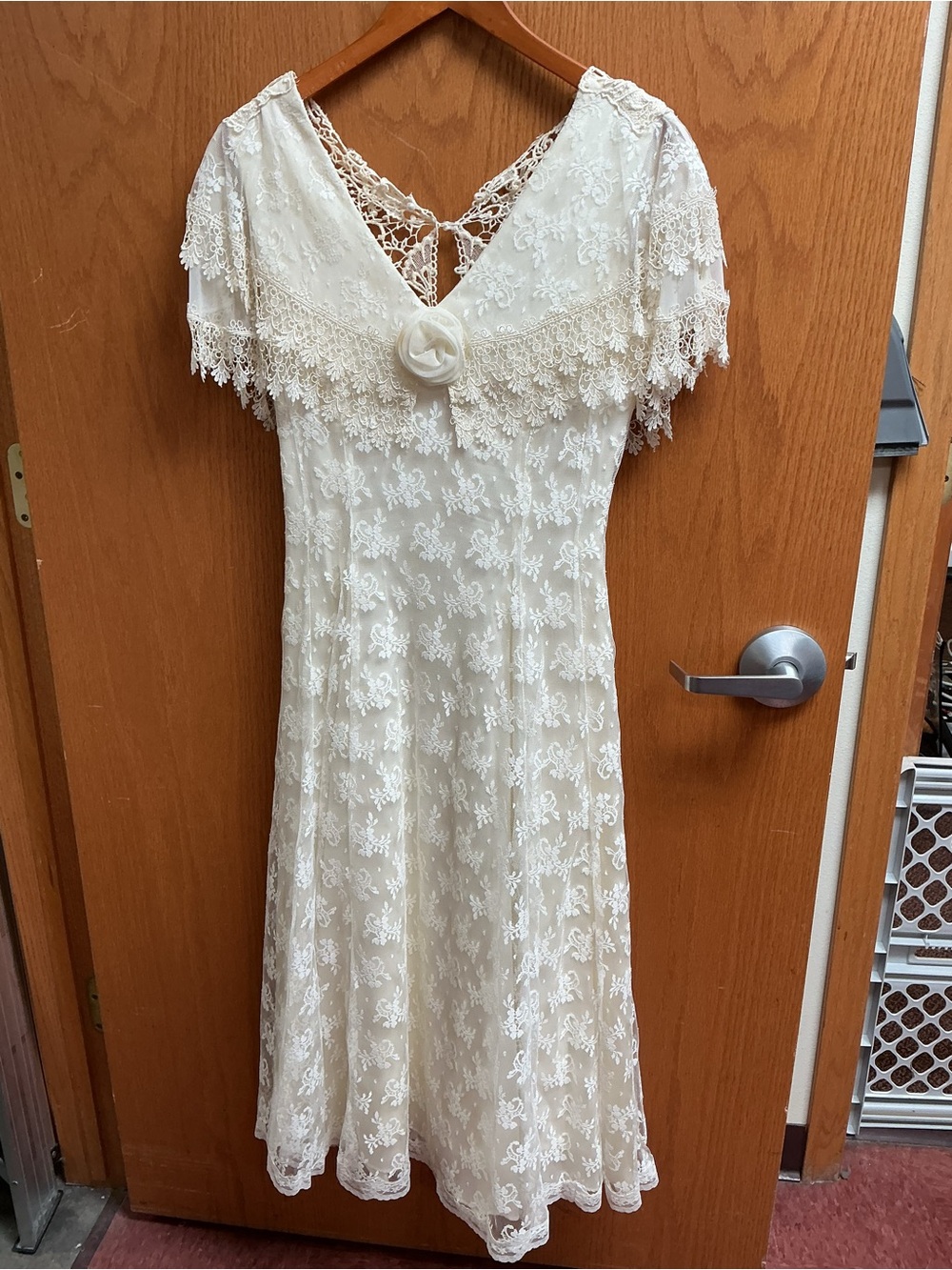Jessica McClintock Cream Lace Midi Dress with Rosette and Crochet Back